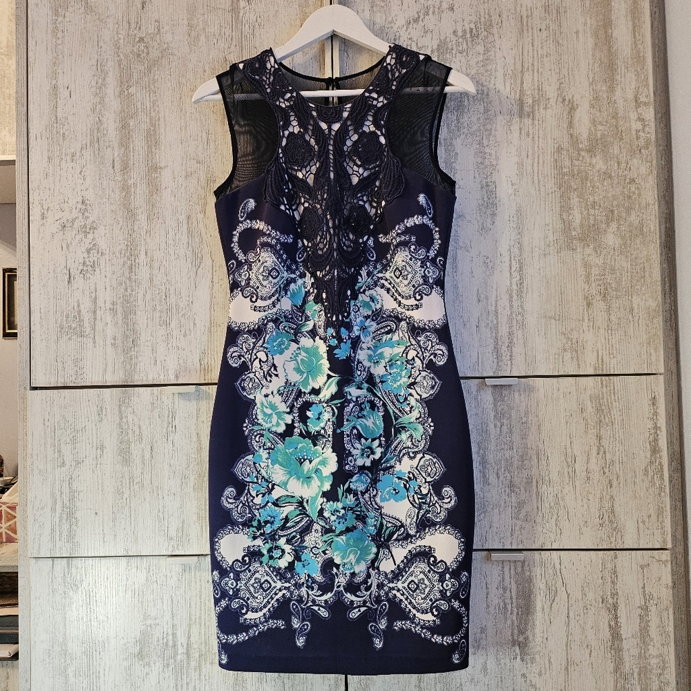 Jax Elegant Floral Sleeveless Dress Size 4